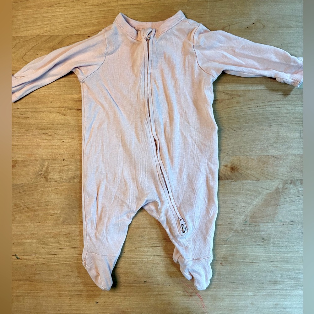 VGUC pale pink 2 way zip footed onesie